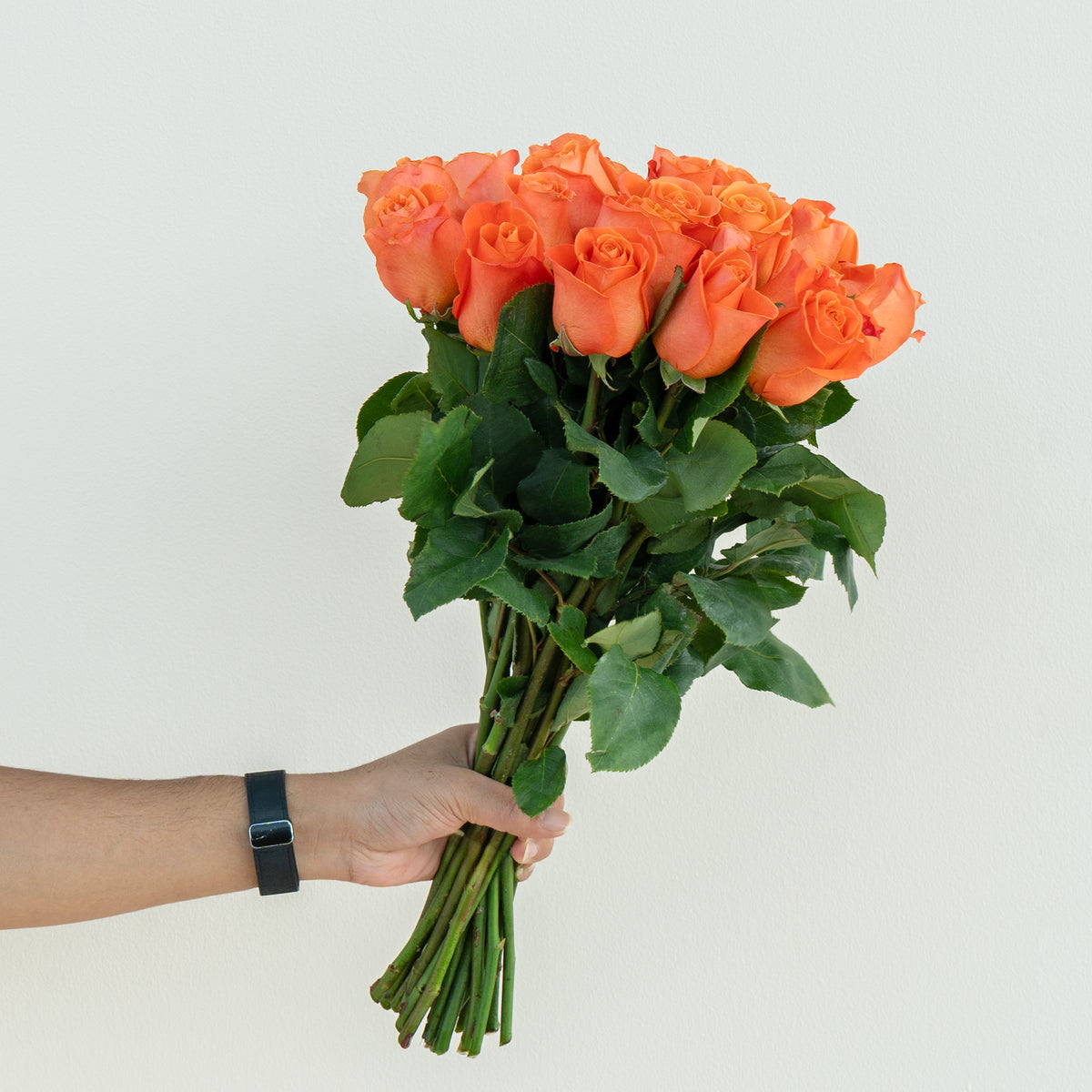 Orange Crush Roses luxury flower arrangement with fresh flowers for gifting in Dubai UAE