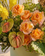 A touch of summer. A statement of elegance. 2